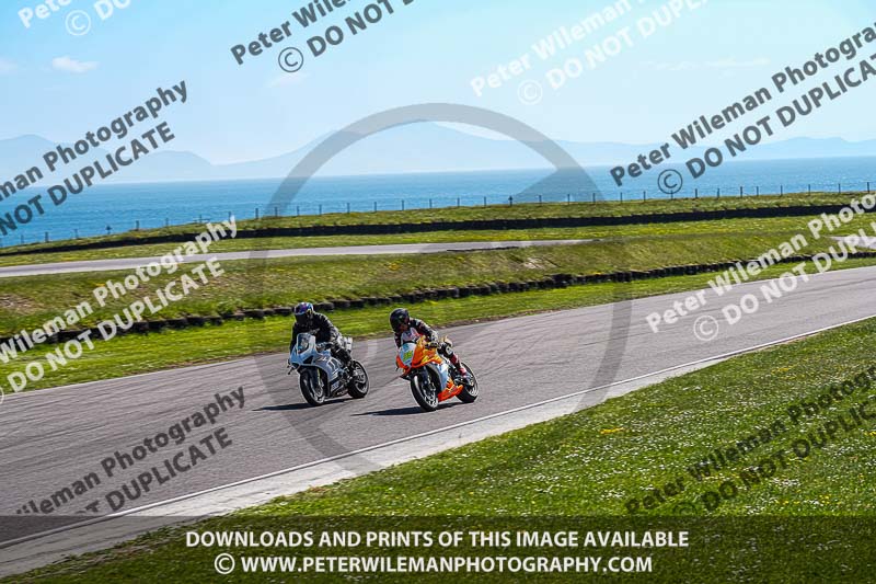 anglesey no limits trackday;anglesey photographs;anglesey trackday photographs;enduro digital images;event digital images;eventdigitalimages;no limits trackdays;peter wileman photography;racing digital images;trac mon;trackday digital images;trackday photos;ty croes